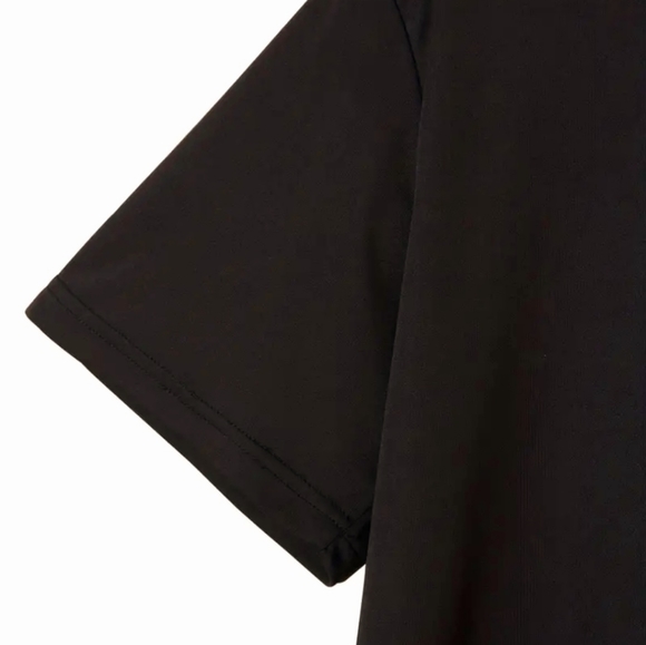 Graphic T-shirts - Picture 4 of 4